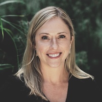 Portrait of Lindsay Sanders